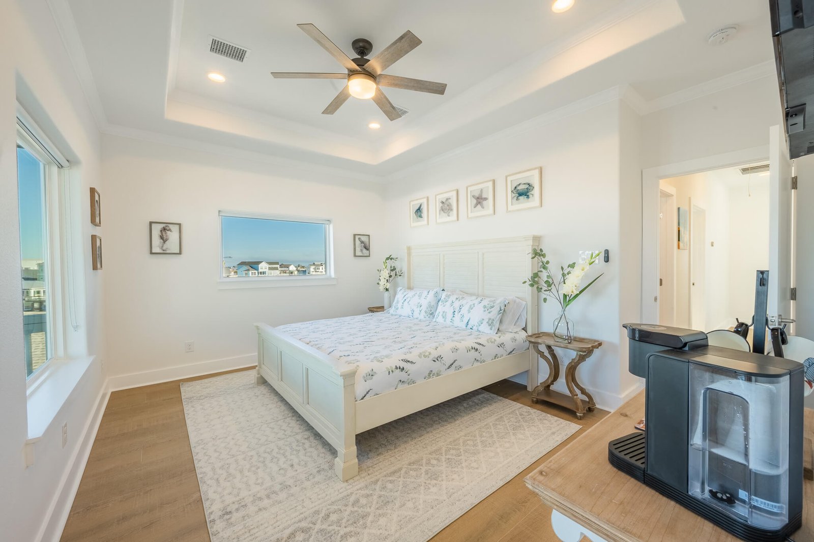 Upstairs master bedroom at Pelican Lookout